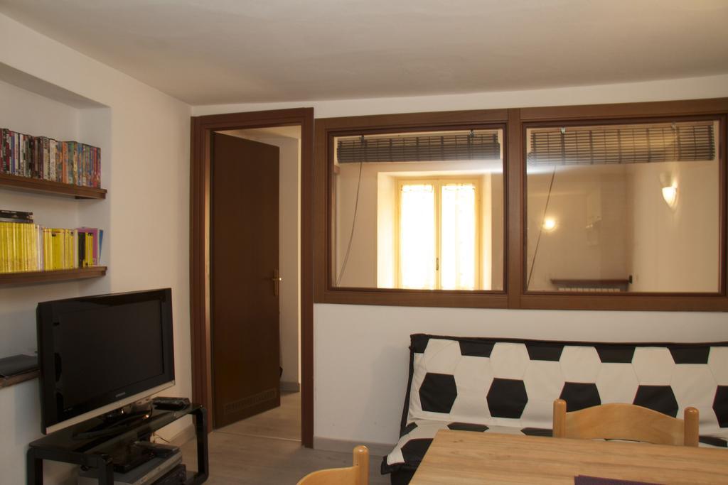 Apartment Via Sant'Alessandro Bergamo Bilik gambar